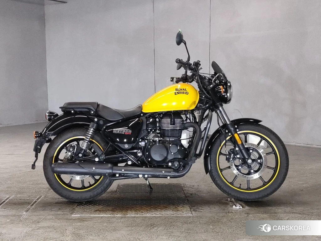 Проданный OTHER R ENFIELD METEOR 350 FIRE - BALL 2022 из Японии