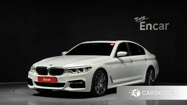 BMW 5 Series (G30) 2018 Белый из Кореи