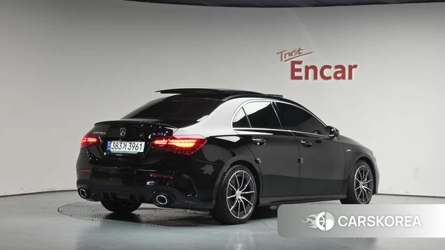 Mercedes-Benz A-Class W177 2024 Черный из Кореи