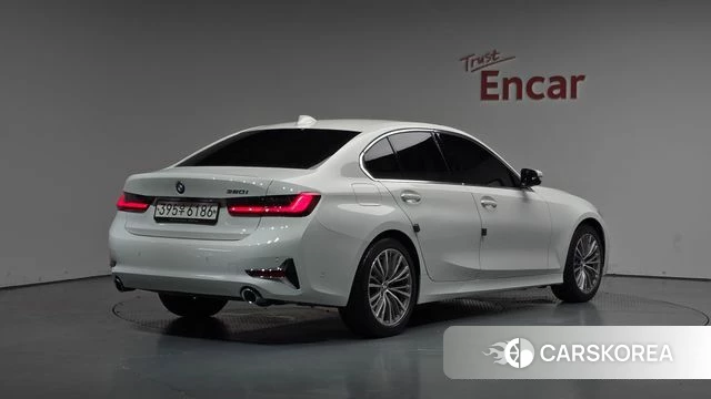 BMW 3 Series (G20) 2021 Белый из Кореи