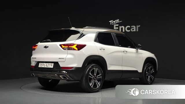 Chevrolet (GM Daewoo) Trailblazer 2021 Белый из Кореи
