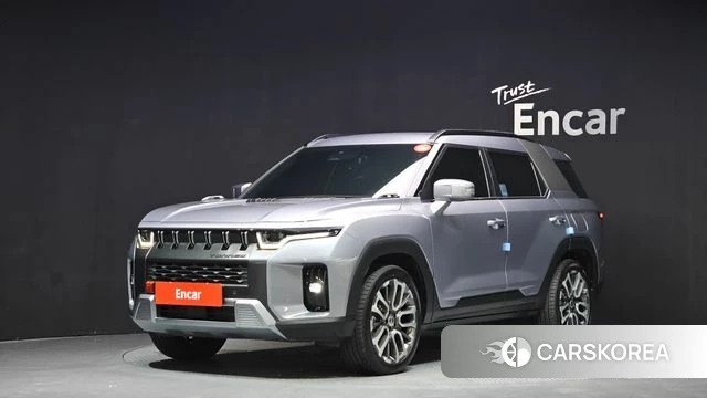 Ssangyong Torres 2022 Серебристо-серый из Кореи