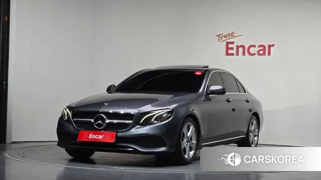 Mercedes-Benz E-Class W213 2018 Серый из Кореи