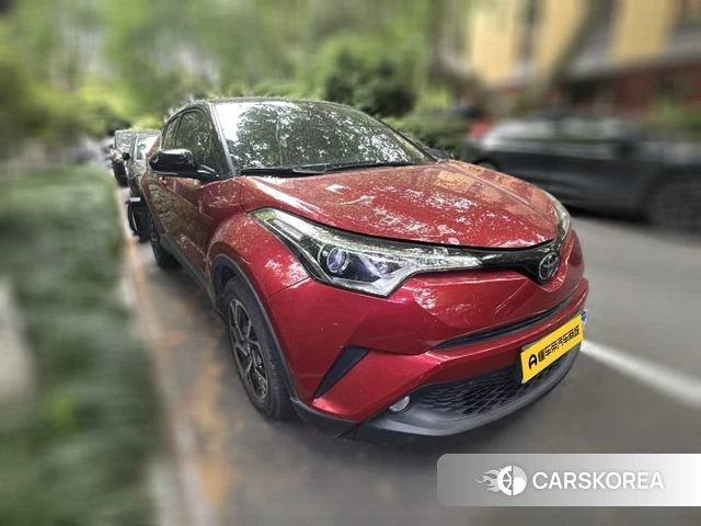 Toyota C-HR 2019 Красный из Китая