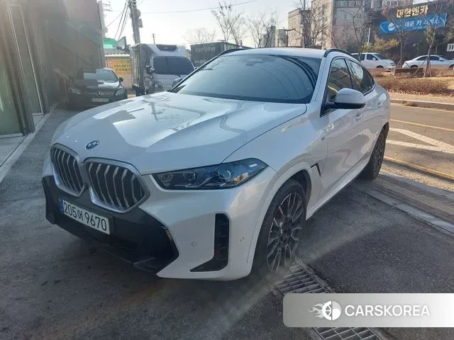 BMW X6 (G06) 2023 Белый из Кореи