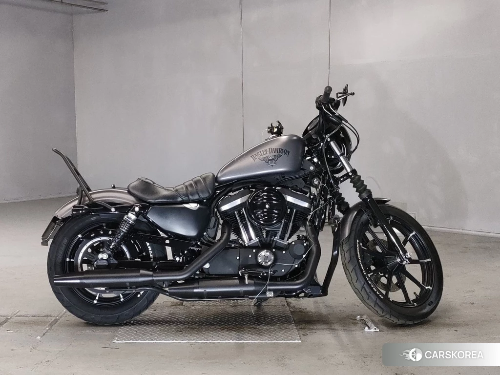 Проданный Harley-Davidson Sportster XL883N 2017 из Японии, фото 2