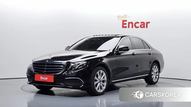 Mercedes-Benz E-Class W213 2018 Черный из Кореи
