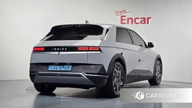 Hyundai Ionic 5 2021 Серебристо-серый из Кореи