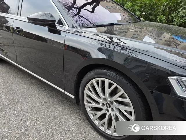 Audi A8 (D5) 2021 Черный из Кореи