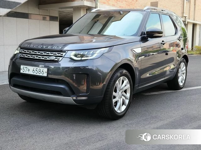 Land Rover Discovery 5 2018 Серый из Кореи
