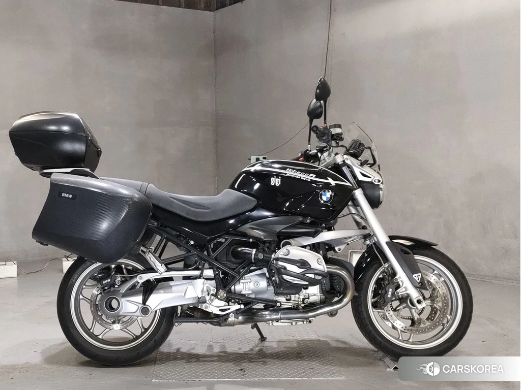 Проданный BMW R1200R 2010 из Японии