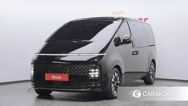 Hyundai Staria 2025 Черный из Кореи