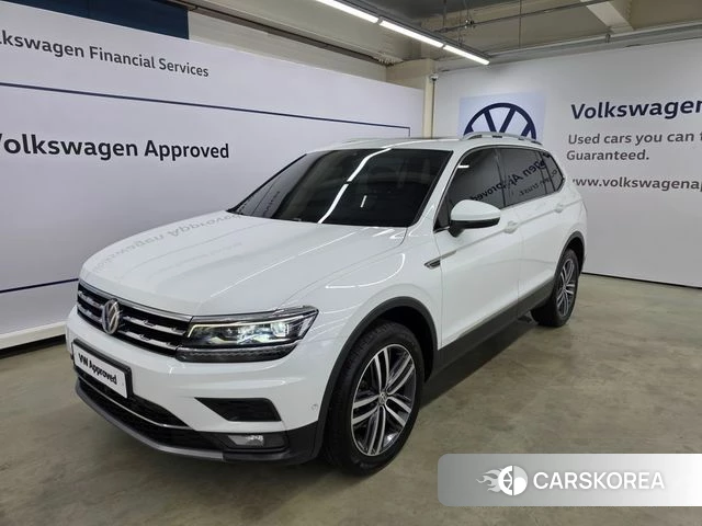 Volkswagen Tiguan Allspace 2020 Белый из Кореи