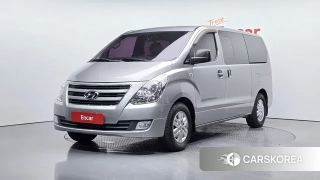 Hyundai Grand Starex 2018 Серебряный из Кореи
