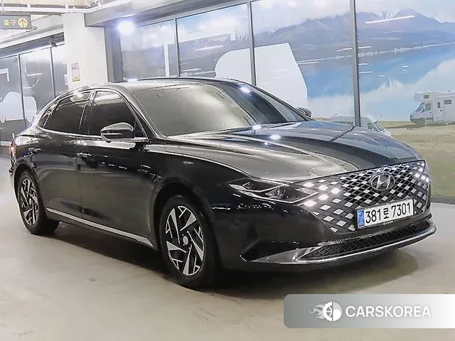 Hyundai The New Grandeur IG Hybrid 2022 Черный из Кореи