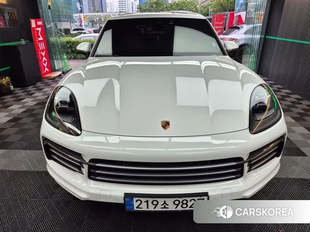 Porsche Cayenne (PO536) 2019 Белый из Кореи