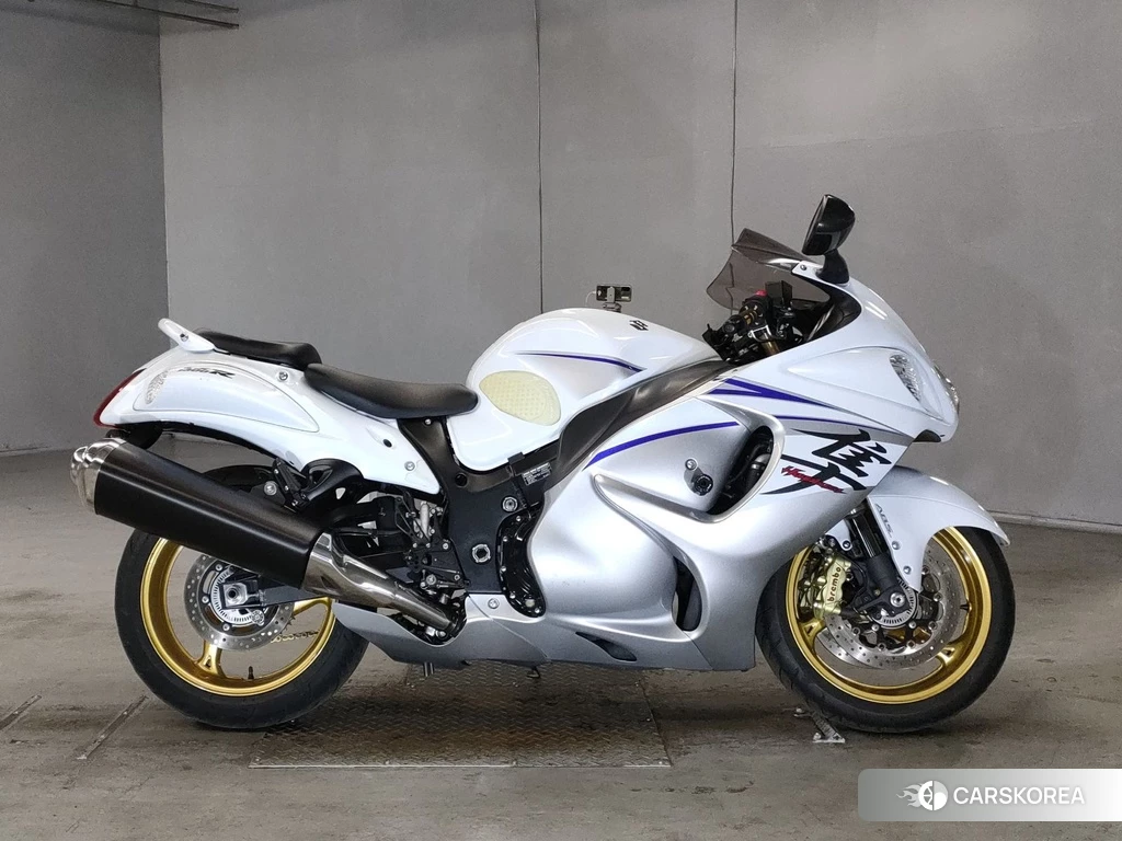 Проданный Suzuki GSX1300R HAYABUSA 2016 из Японии