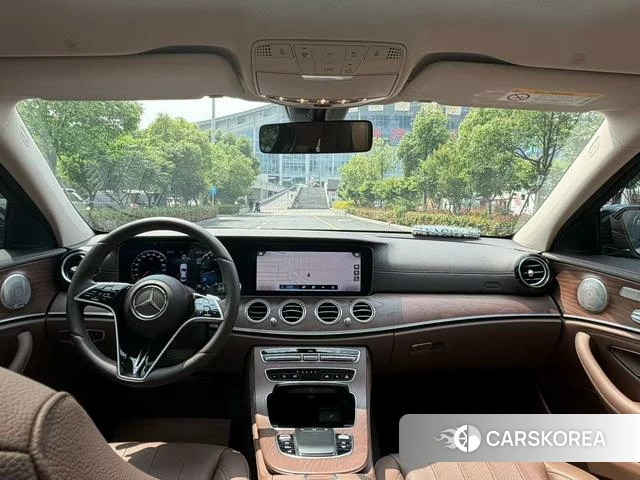 Mercedes-Benz E-class 2023 Черный из Китая