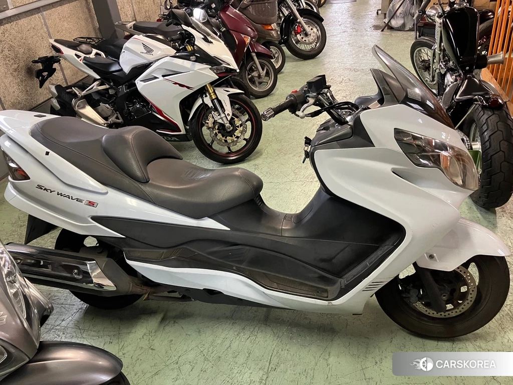 Проданный Suzuki SKYWAVE 250 2015 из Японии