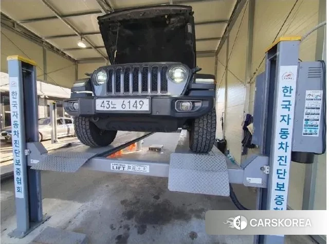 Jeep Wrangler (JL) 2018 Серый из Кореи