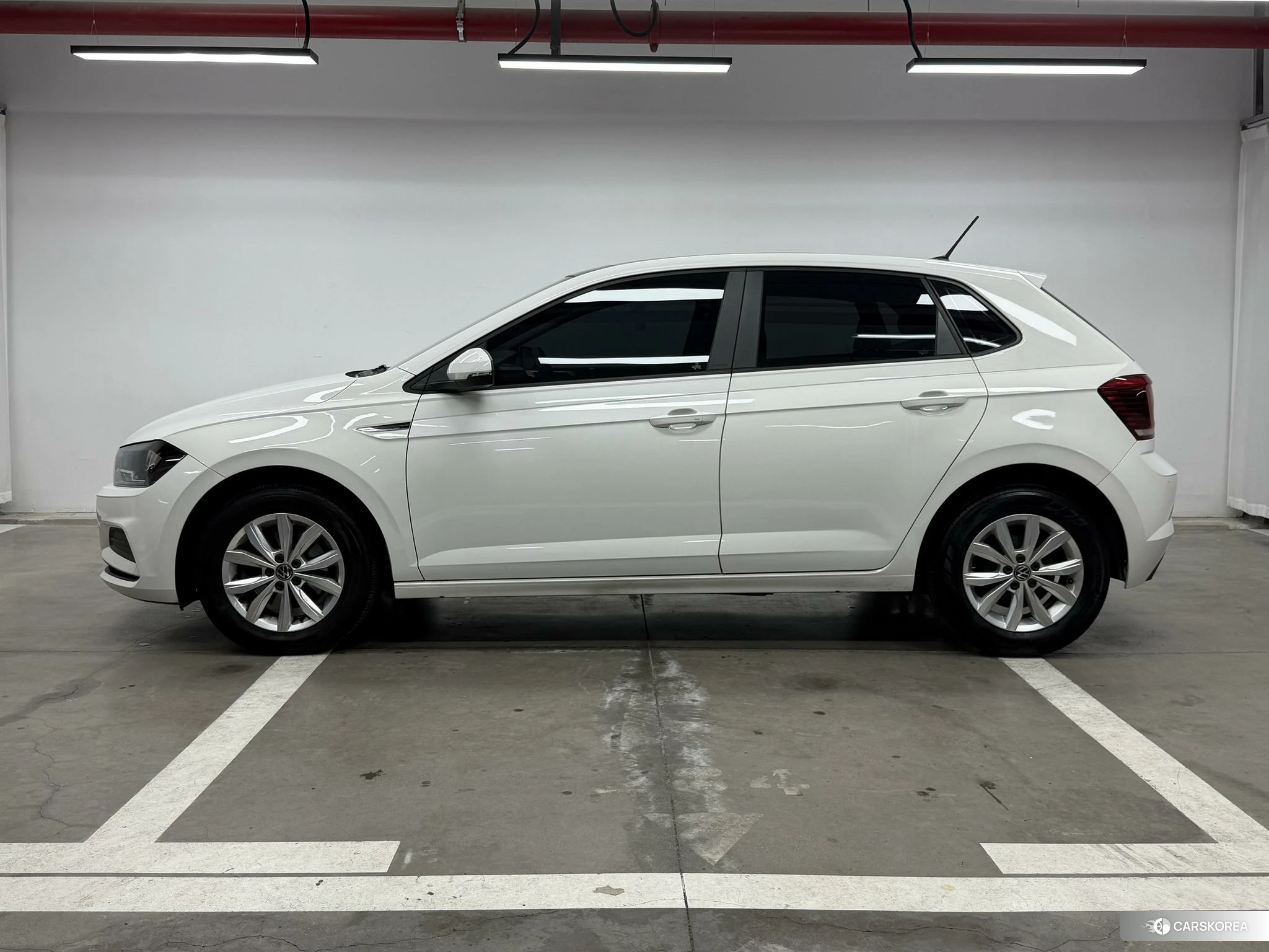 Volkswagen Polo 2021 Белый из Китая
