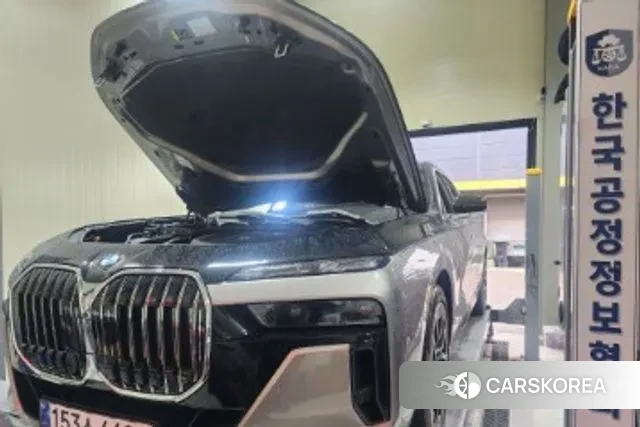 BMW 7 Series (G70) 2025 Серый из Кореи