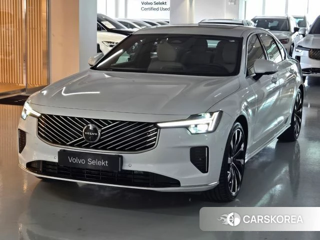Volvo S90 2026 Белый из Кореи