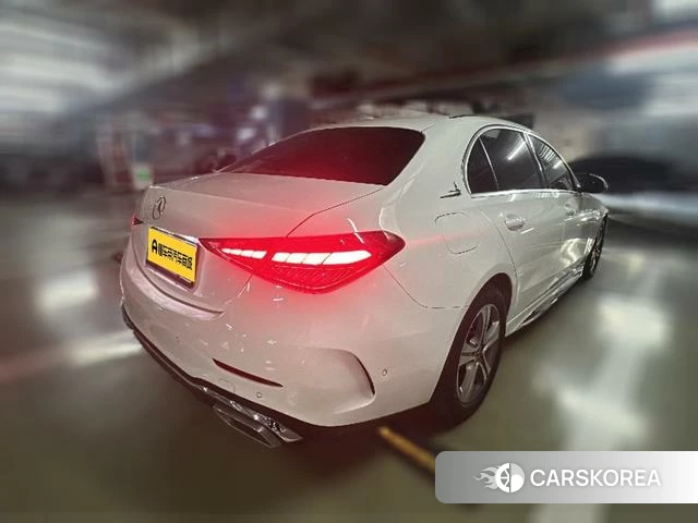 Mercedes-Benz Class C 2022 Белый из Китая