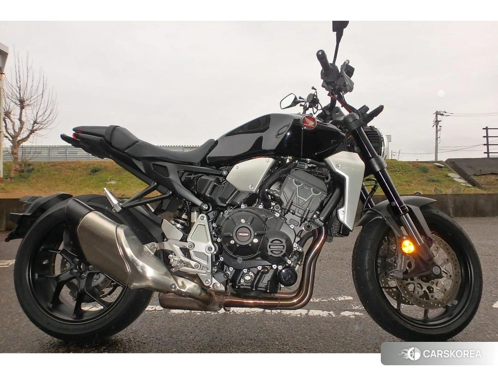 Проданный Honda CB1000R 2020 из Японии, фото 2