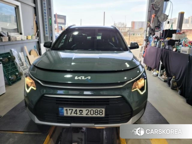 Kia Di Ol Nu Niro 2023 Зеленый из Кореи