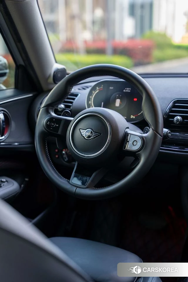MINI CLUBMAN 2022 Серебристо-серый из Китая