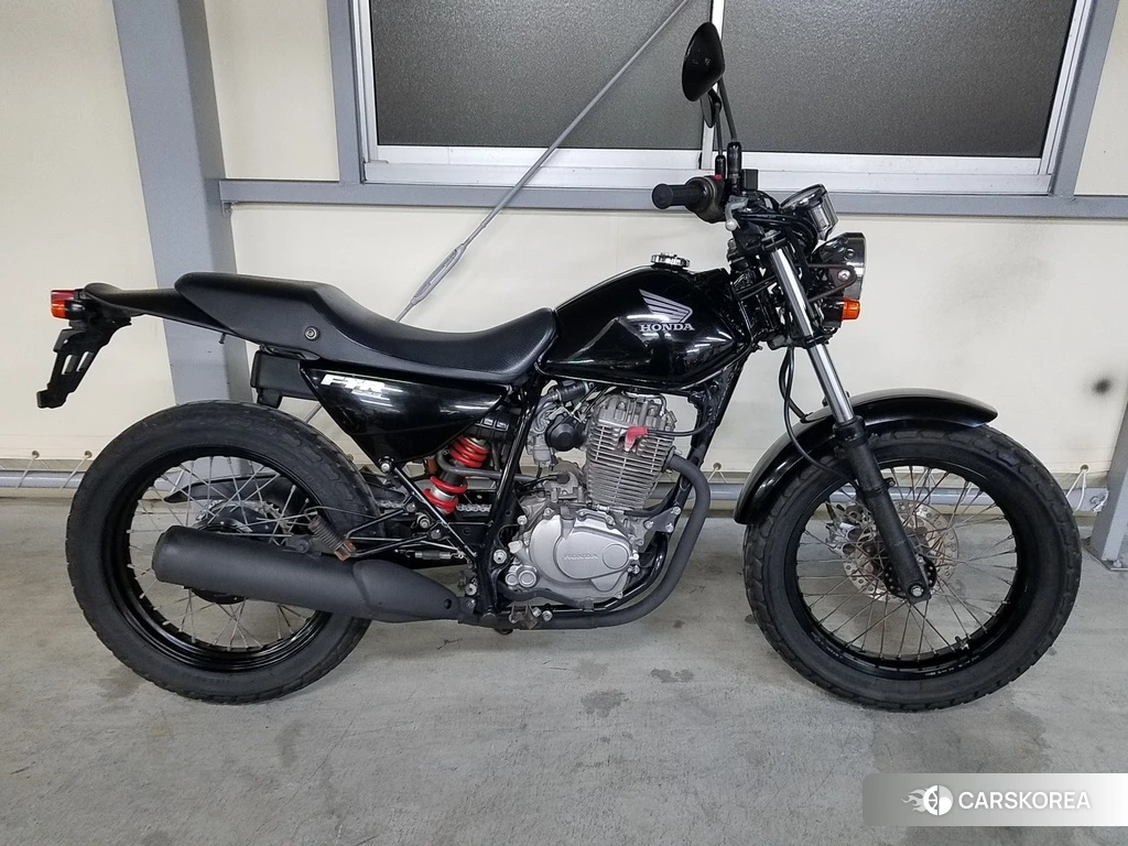 Проданный Honda FTR223 2010 из Японии