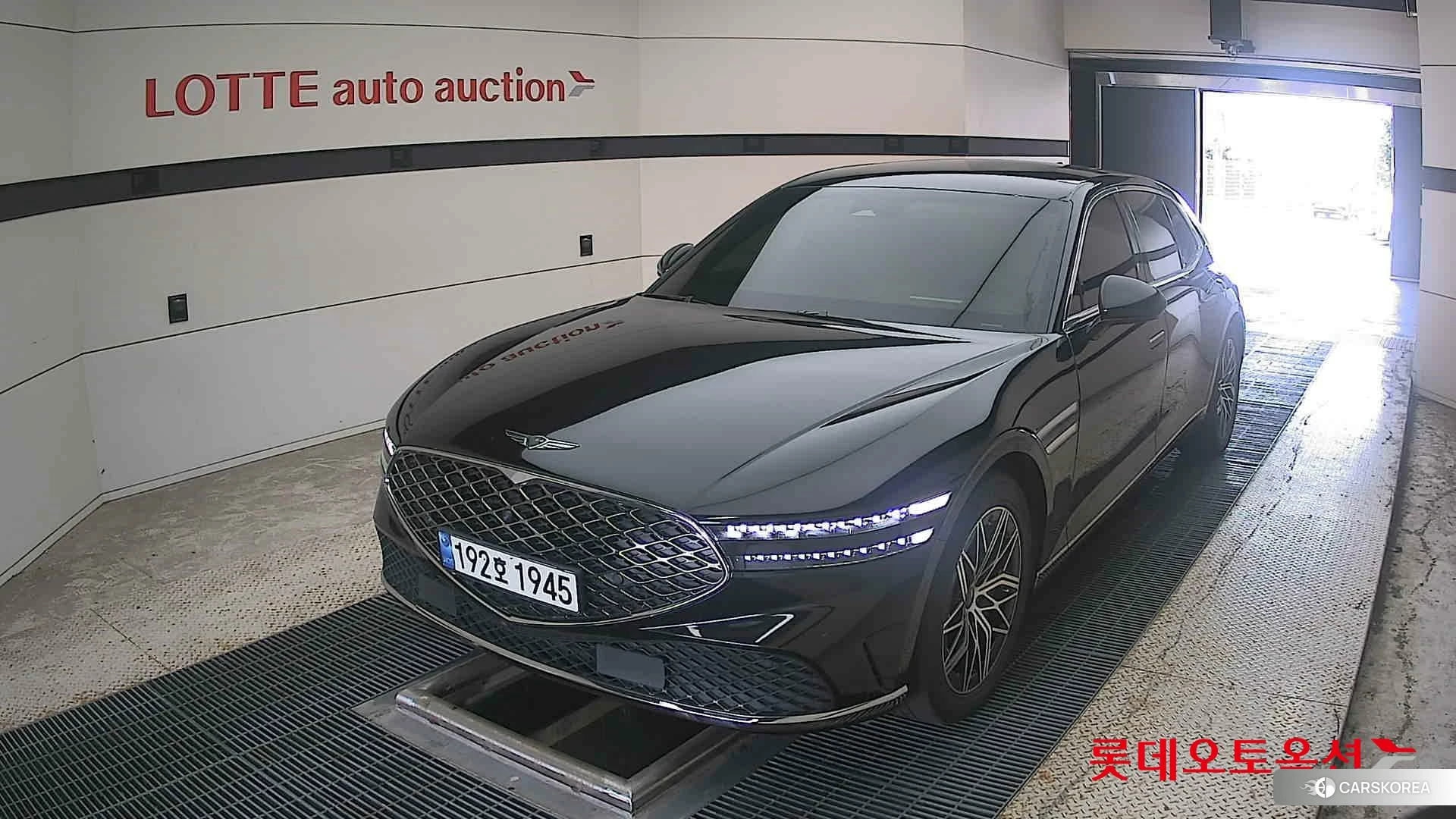 Hyundai G90 2022 Beekblack из Кореи
