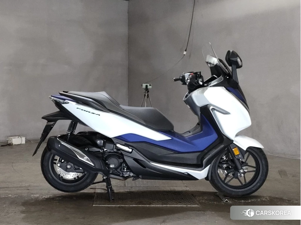 Проданный Honda FORZA 2018 из Японии, фото 2