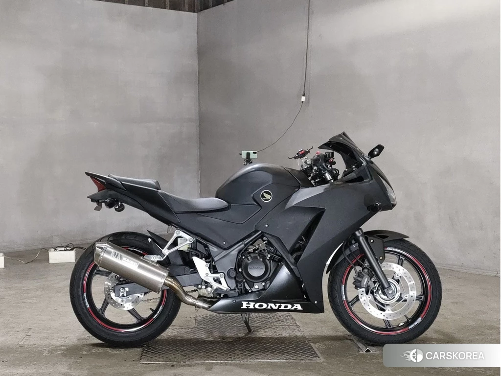 Проданный Honda CBR250R 2016 из Японии, фото 2