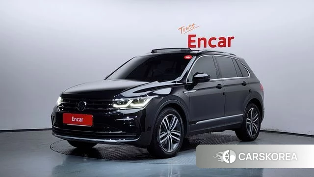Volkswagen Tiguan second Generation 2022 Черный из Кореи