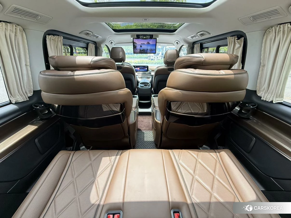 Mercedes-Benz V-class 2024 Черный из Китая