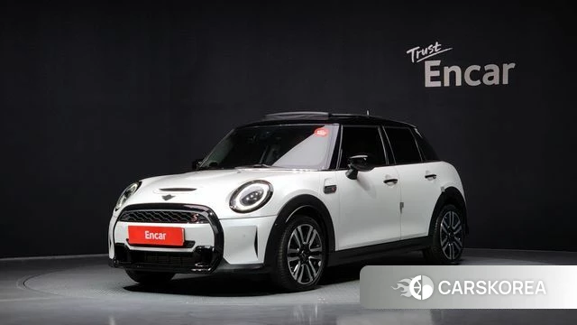 Mini Cooper S 2023 Белый из Кореи