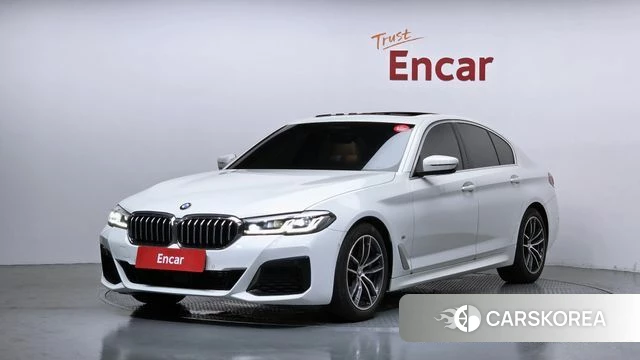 BMW 5 Series (G30) 2023 Белый из Кореи