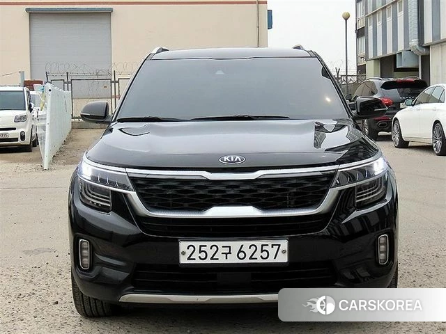 Kia Seltos 2019 Черный из Кореи