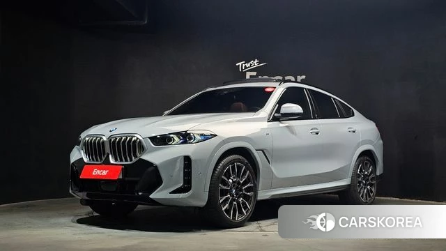BMW X6 (G06) 2025 Светло-серебряный цвет из Кореи