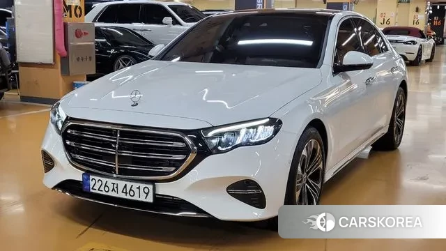 Mercedes-Benz E-Class W214 2024 Белый из Кореи