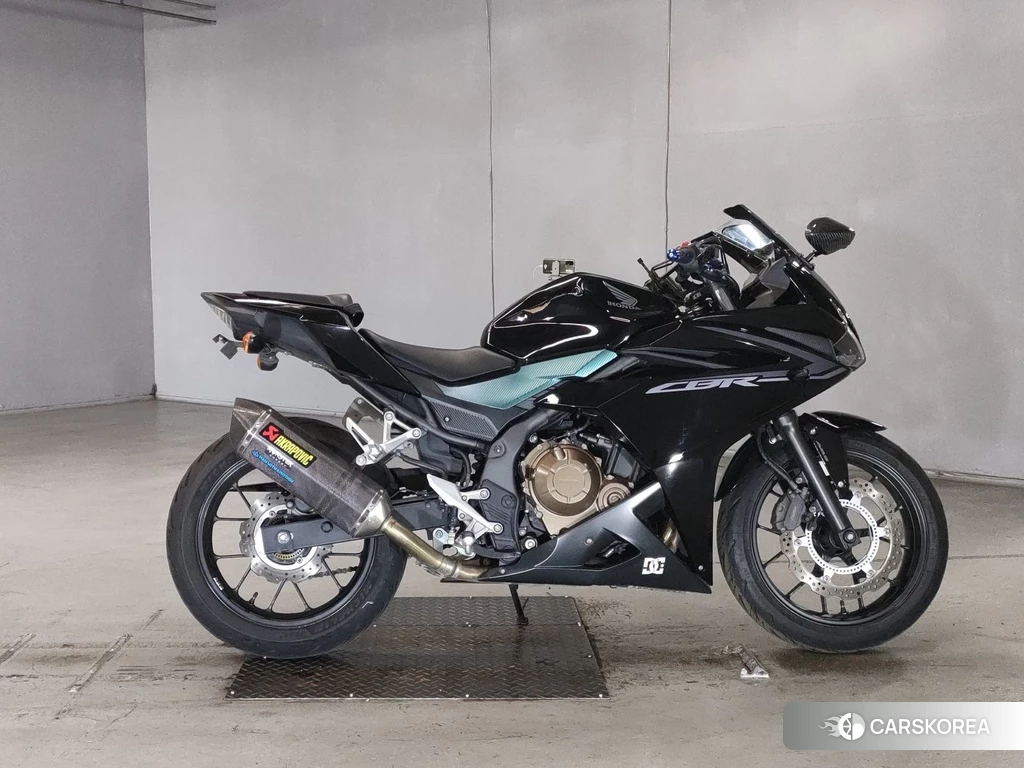 Проданный Honda CBR400R 2017 из Японии, фото 2