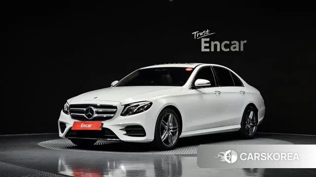 Mercedes-Benz E-Class W213 2020 Белый из Кореи