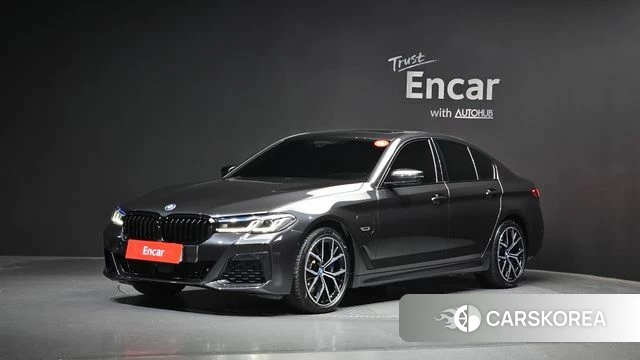 BMW 5 Series (G30) 2023 Серый из Кореи
