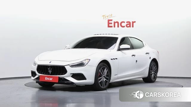 Maserati Ghibli 2018 Белый из Кореи