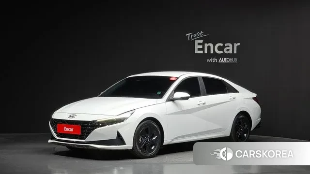 Hyundai Avante Hybrid (CN7) 2023 Белый из Кореи