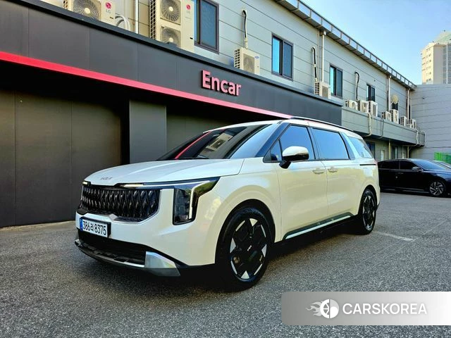 Kia The New Carnival 4th Generation 2025 Белый из Кореи