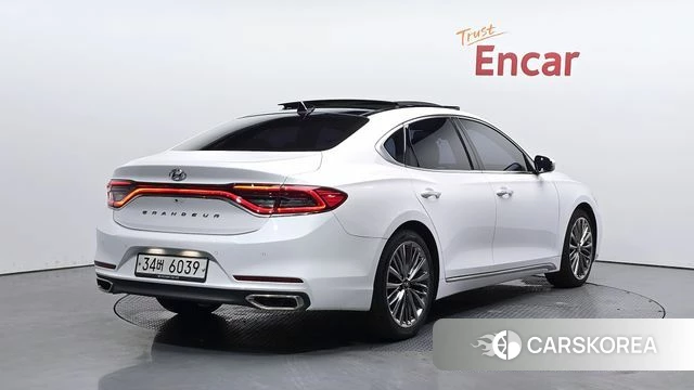 Hyundai Grandeur IG 2018 Белый из Кореи