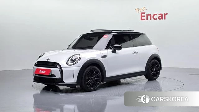 Mini Cooper 2023 Белый из Кореи